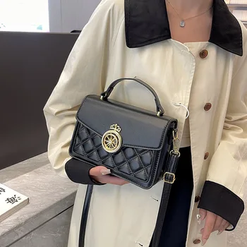 Nova ženska torba moderan verzije 2023 godine, ruka mala torba četvrtasta luksuzni dizajn s dijamant vezom, torba preko ramena